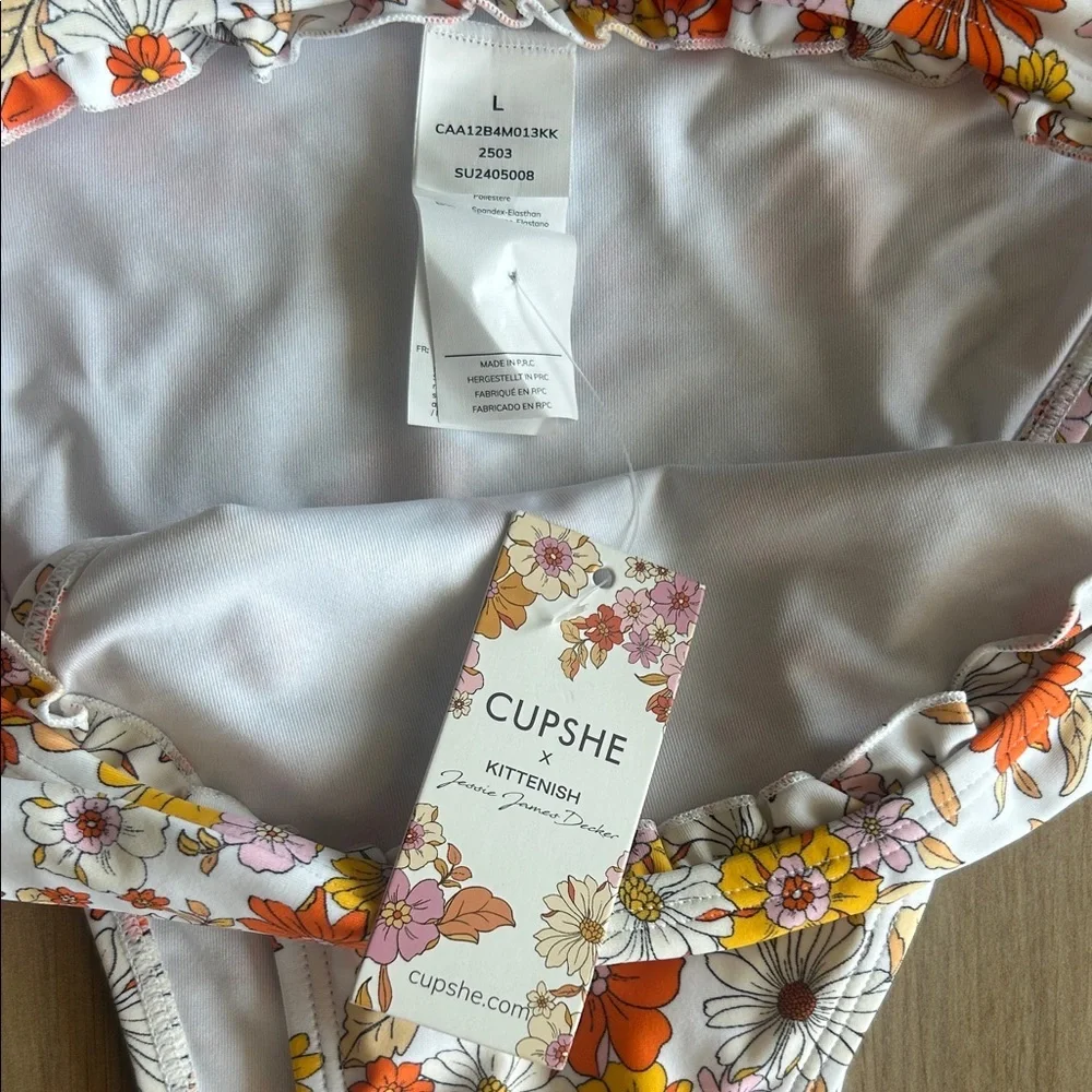 Cupshe White Floral High-Waist Bikini Bottoms with Orange & Yellow Flowers